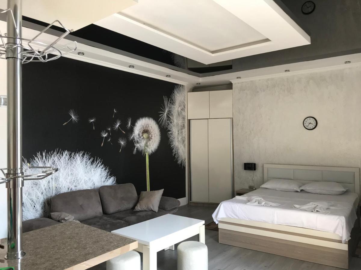 Hotel Chaika Kobuleti Ngoại thất bức ảnh