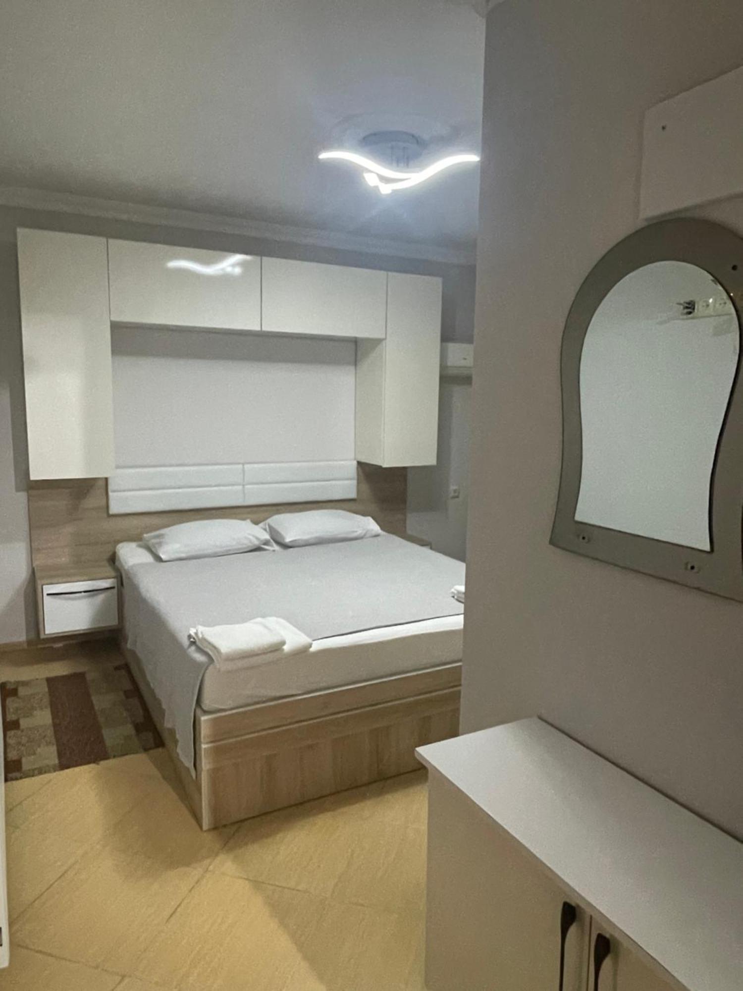 Hotel Chaika Kobuleti Ngoại thất bức ảnh