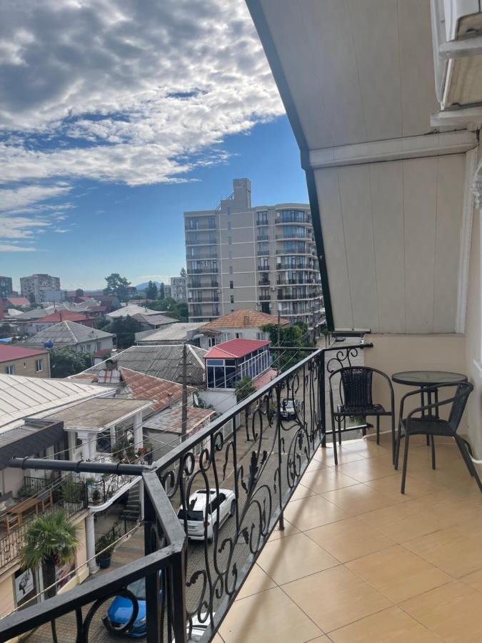 Hotel Chaika Kobuleti Ngoại thất bức ảnh