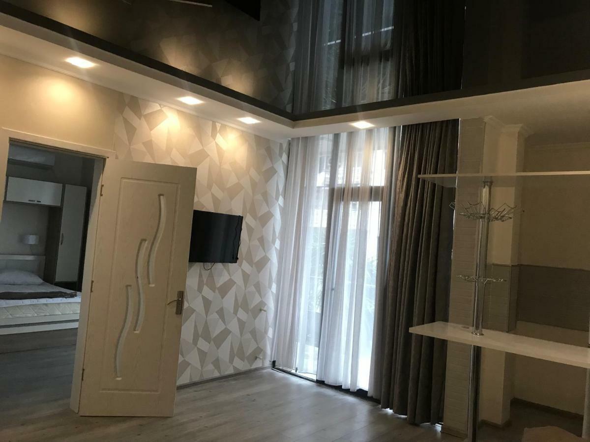 Hotel Chaika Kobuleti Ngoại thất bức ảnh